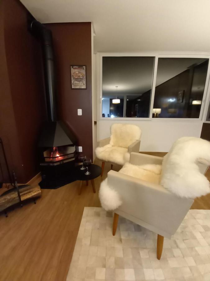 Gramado - Apartamento Aconchegante Com Lareira E Churrasqueira Esterno foto